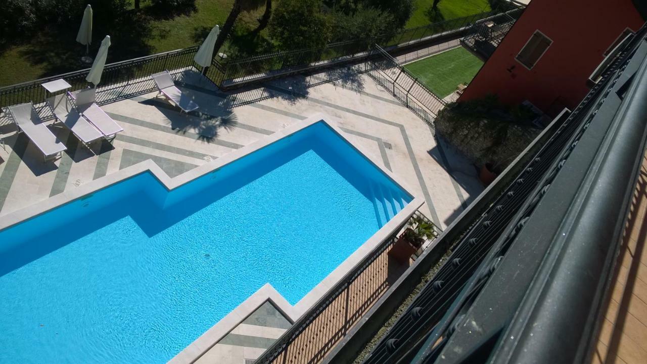 Appartement Albatros à Toscolano Maderno Extérieur photo